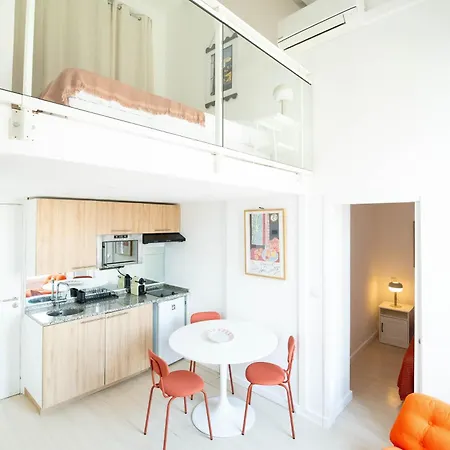 Duplex Climatise Avec Mezzanine - Carre D'or Apartment